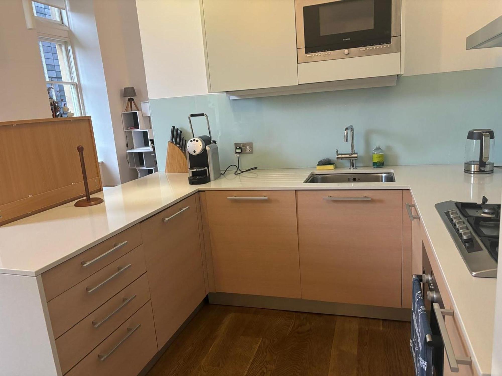 Spacious One Bed Quartermile With Breathtaking Park Views - V Apartment