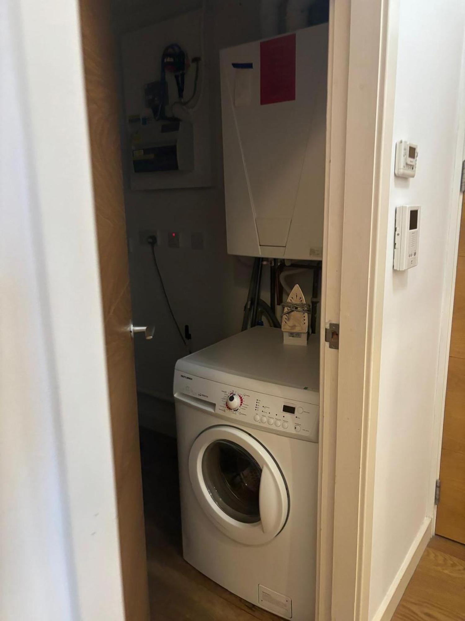 Spacious One Bed Quartermile With Breathtaking Park Views - V Apartment Edinburgh
